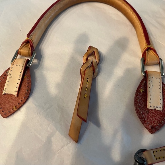 Dooney & Bourke (for rehab) Tan Leather Accessory Set EUC - Picture 6 of 9